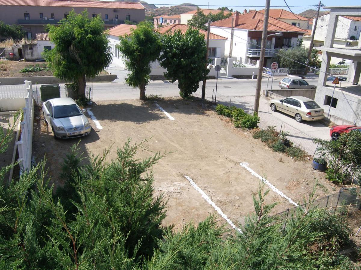 Efi Apartments Myrina Dış mekan fotoğraf