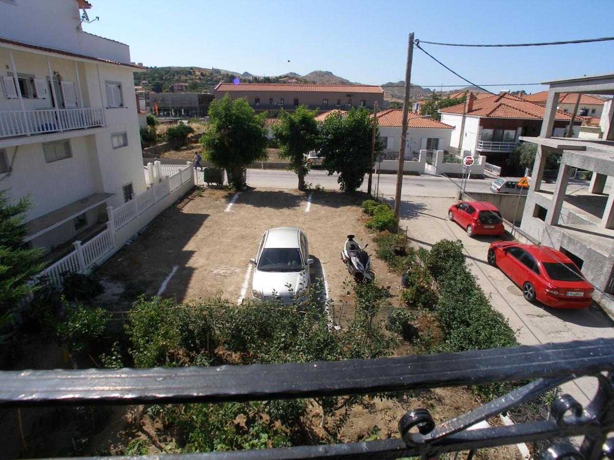 Efi Apartments Myrina Dış mekan fotoğraf